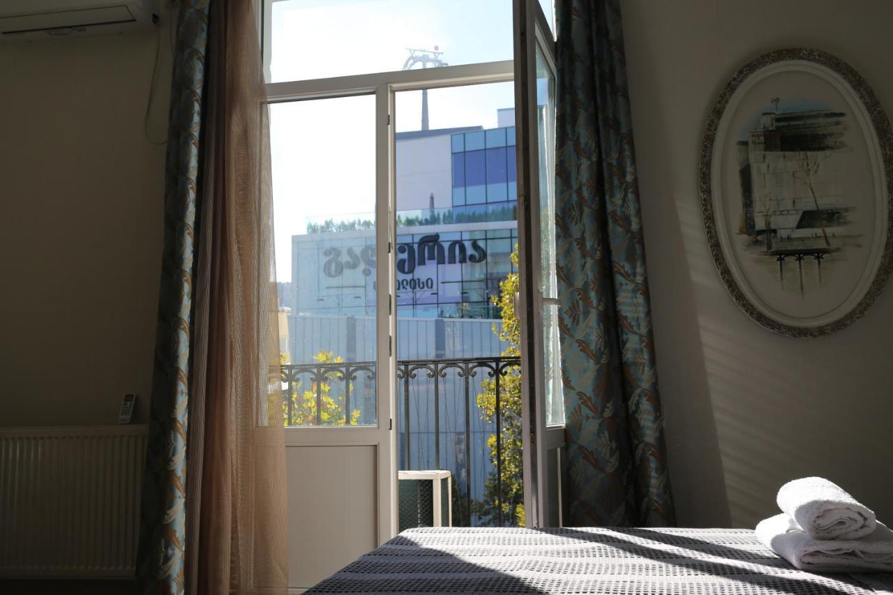 Piano Foyer Apartments At City Center Тбилиси Экстерьер фото