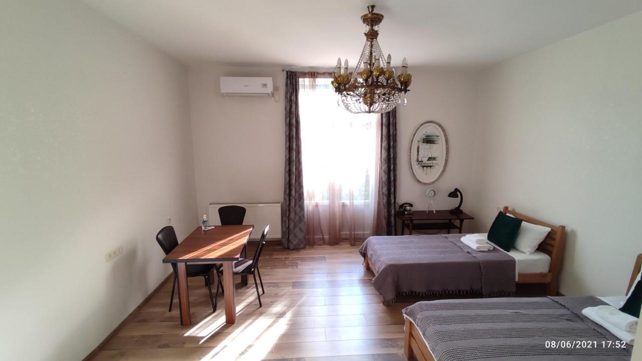 Piano Foyer Apartments At City Center Тбилиси Экстерьер фото